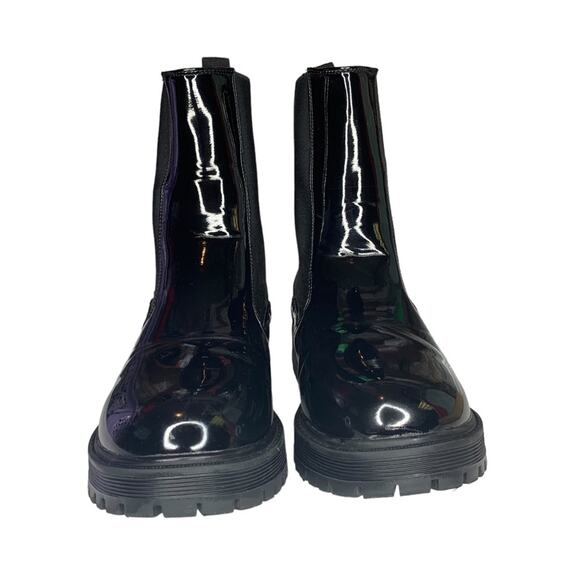 Forever 21 Women Booties Black Size 8.5 Patent Leather Elastic on sides - Picture 3 of 15